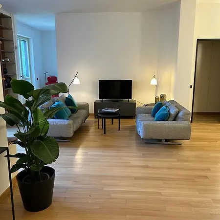 Lägenhet Esclusivo Con Giardino A Due Passi Dal Centro